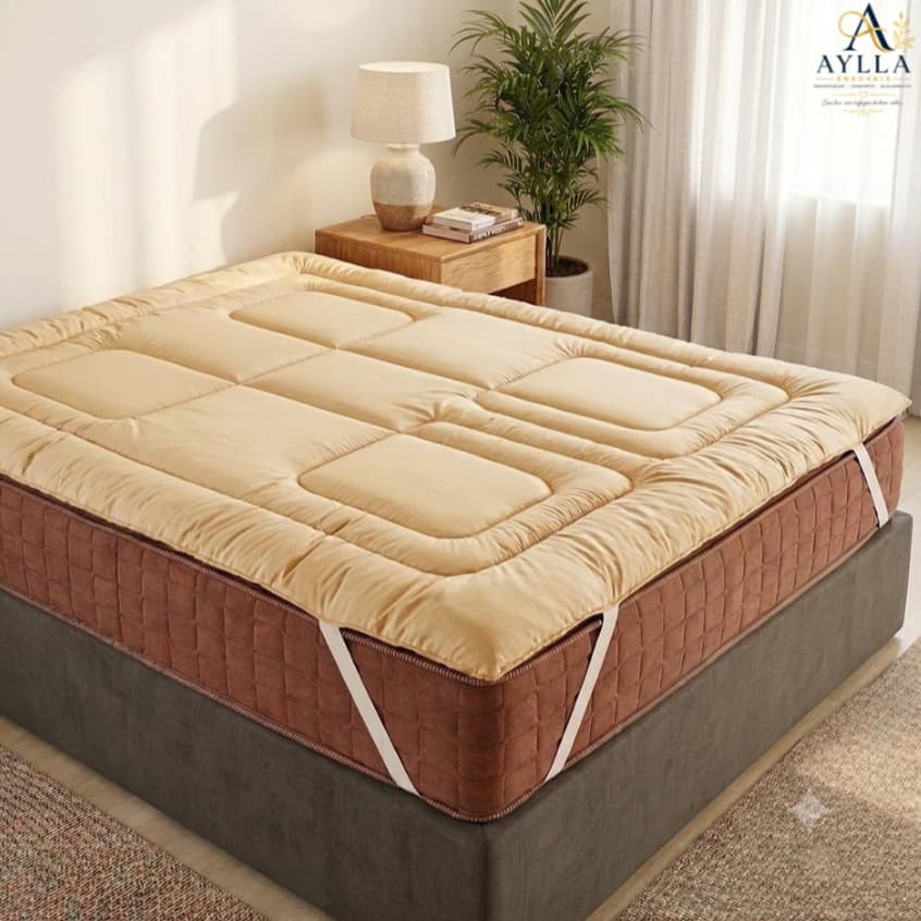 Protetor De Colchão Branco Pillow Top C/Elástico 400 Fios Casal Padrão e Queen Toque Macio, Confortável e Fofinho