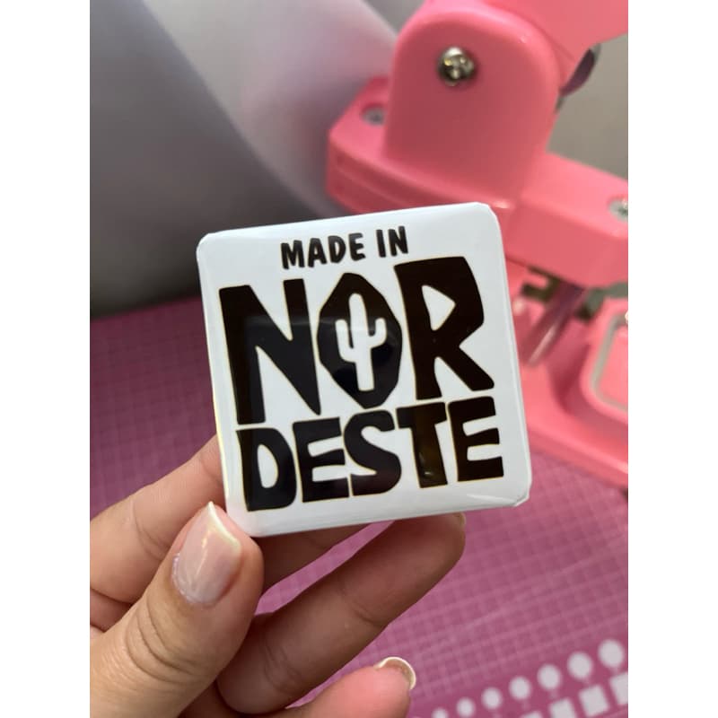 Foto imã boton geladeira personalizado Made in Nordeste