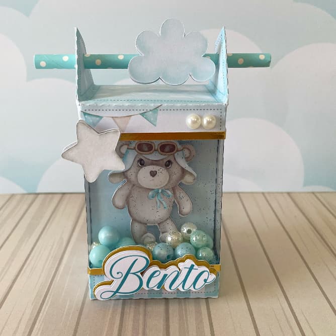 ✨ Caixa Cubo / Canudinho Vitrine Luxo - Ursinho Aviador - Papelaria Personalizada - Lembrancinha de Festa
