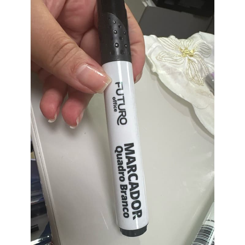 KIT COM 4 Marcador Quadro Branco - Futuro - Preto - Ponta Redonda - 1un
