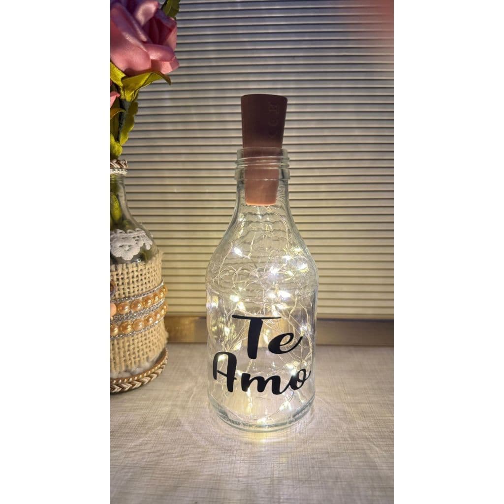 Garrafinha Decorativa 200ml com LED Personalizado – Presente Criativo