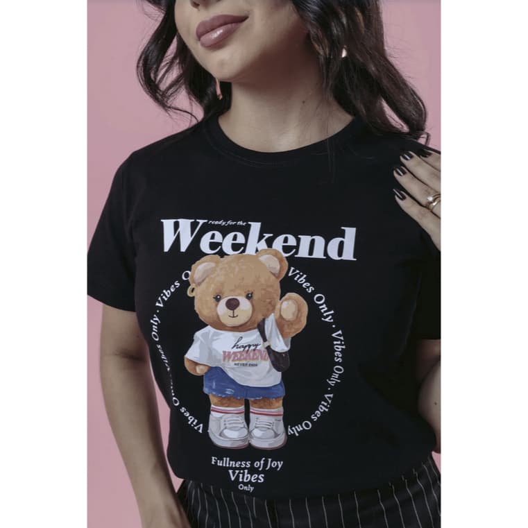 BLUSA FEMININA ALGODÃO CONFORTÁVEL | CAMISETA ESTAMPA URSA WEEKEND COR PRETO