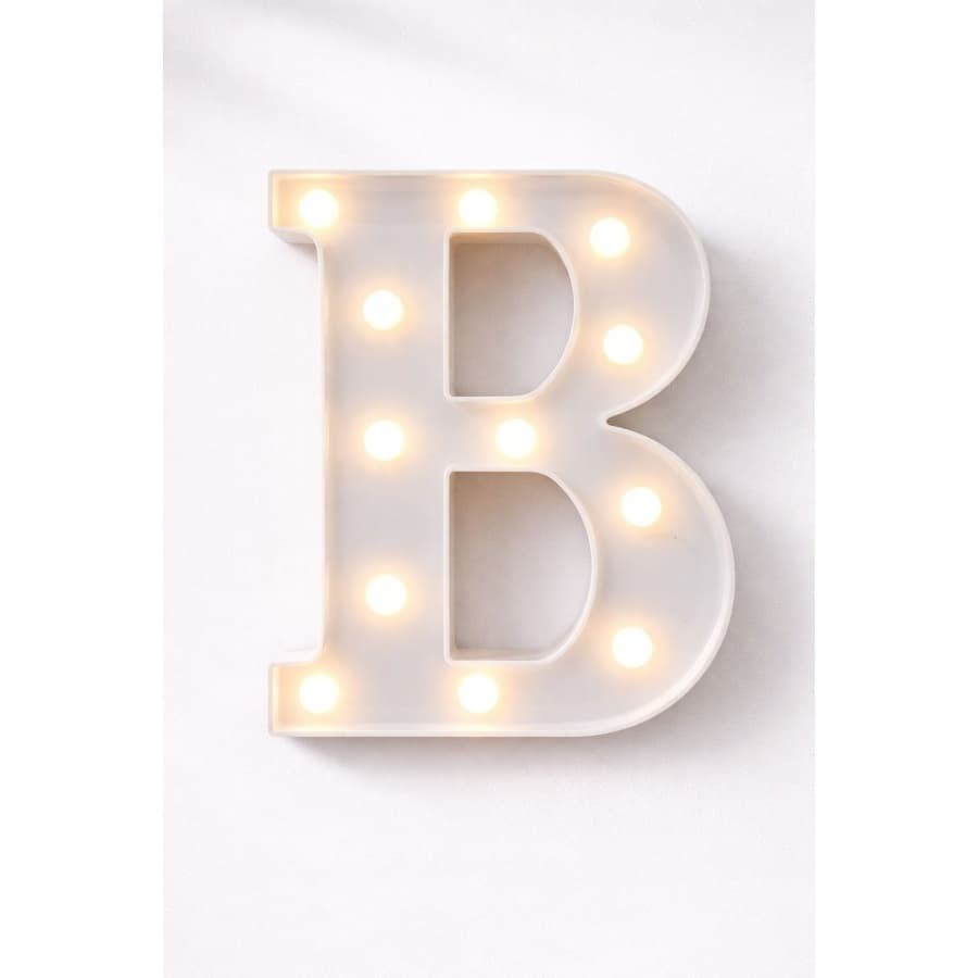 letra B em led, com luzes, decor, decoração, organização, festa, festividade, casa, sala, quarto