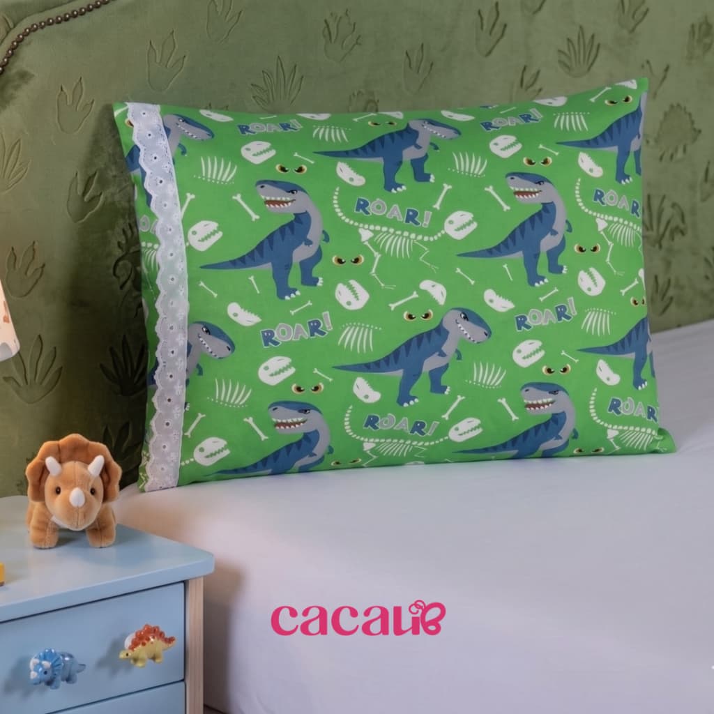 Kit 2 Fronhas Infantis Microfibra Estampas Menino e Menina