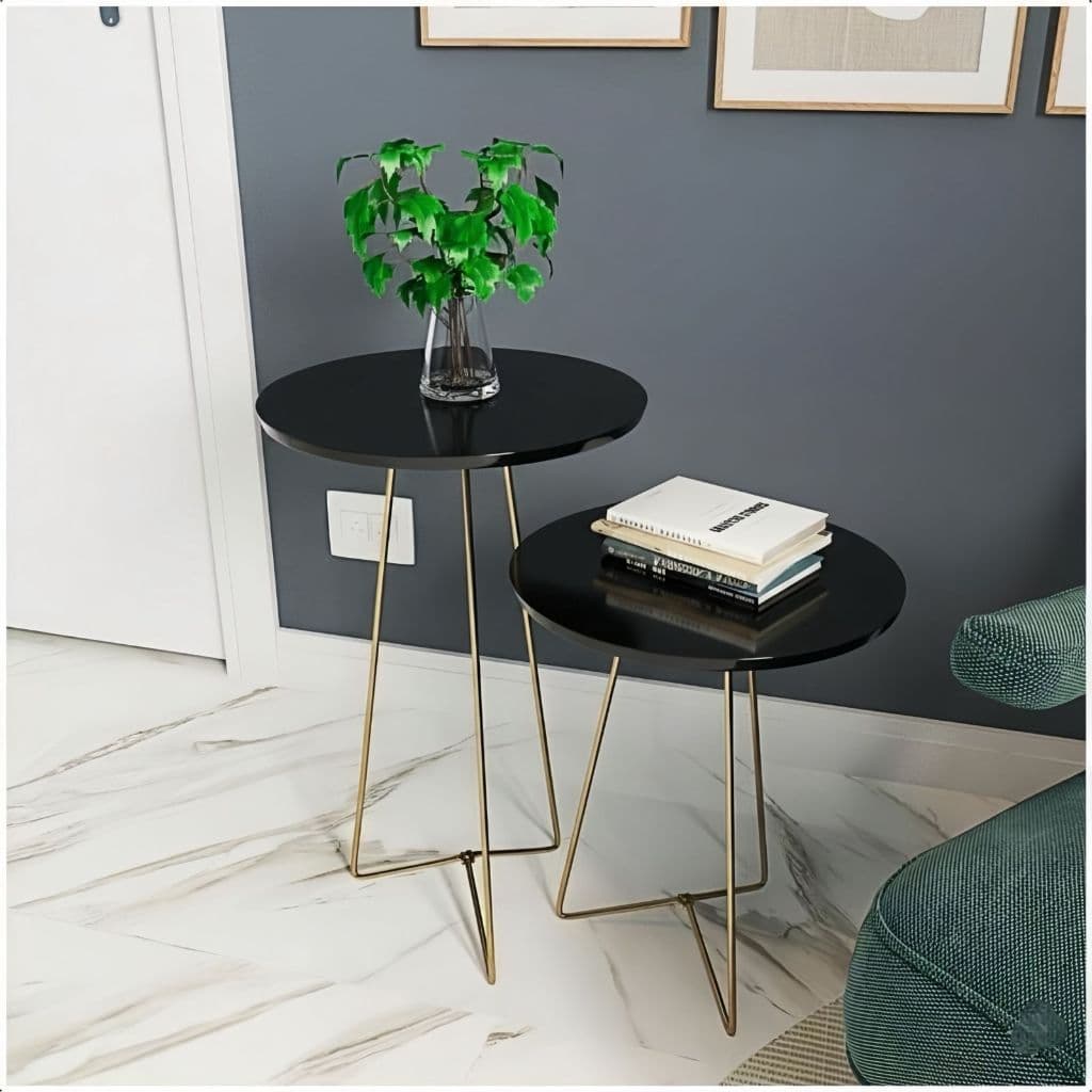 Kit 2 Mesas Laterais Redondas Pés Tripé Ferro Dourado Mesa de Apoio Sala Quarto Hall de Entrada