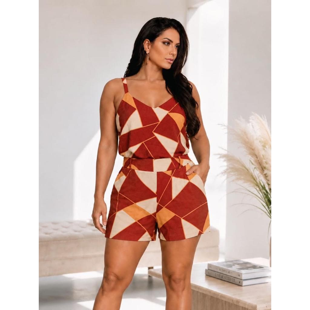 Conjunto Feminino de Short Blusa com Decote em V Alças Reguláveis Modelo Elegante Casual e Versátil