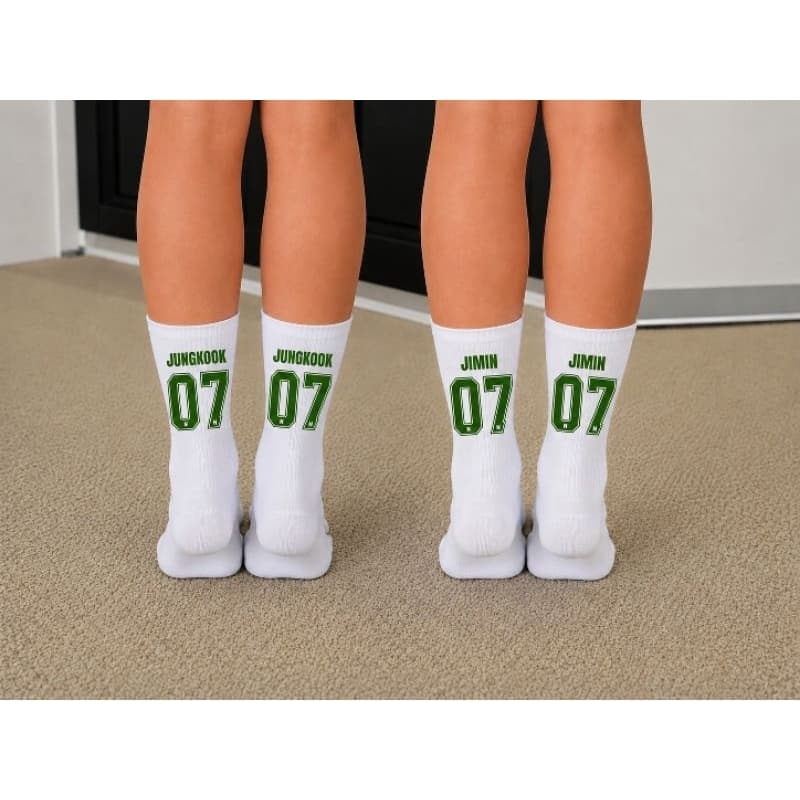 Kit 2 Pares de Meias BTS Jungkook e Jimin 07 Cano Médio Unissex Confortável Fã K-Pop