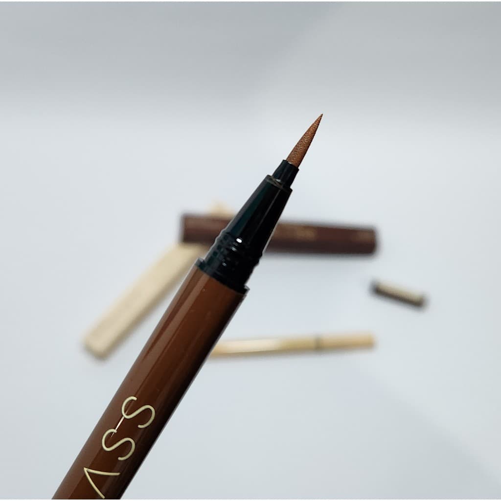 Caneta Delineadora Preta ou Marrom Ruby Rose Glass – Traço Preciso e Longa Duração