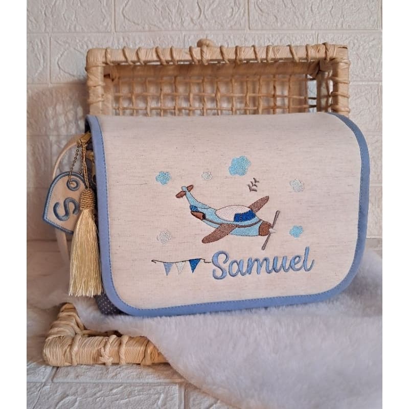 Necesserie porta lenço e fralda personalizado
