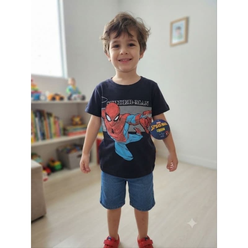 Camiseta infantil Homem-Aranha e Capitão América Marvel