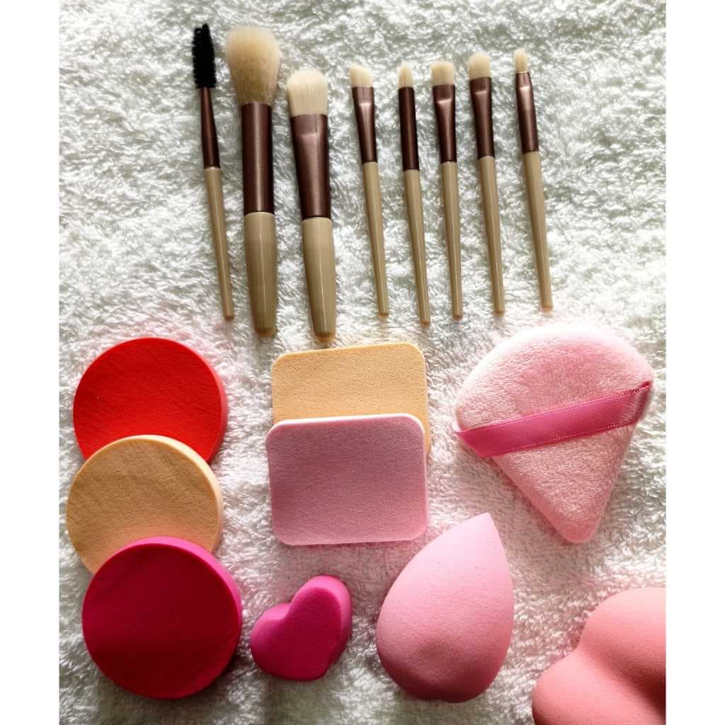 KIT 9 ESPONJAS + 8 PINCEIS DE MAQUIAGEM