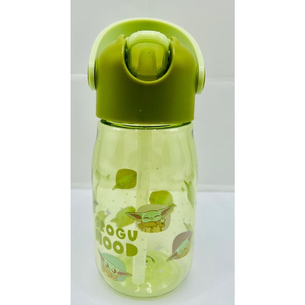 Copo de Treinamento Infantil 400ml Baby Yoda Star Wars Canudo Retrátil Tampa Abre e Fecha Zona Criativa +12 Meses