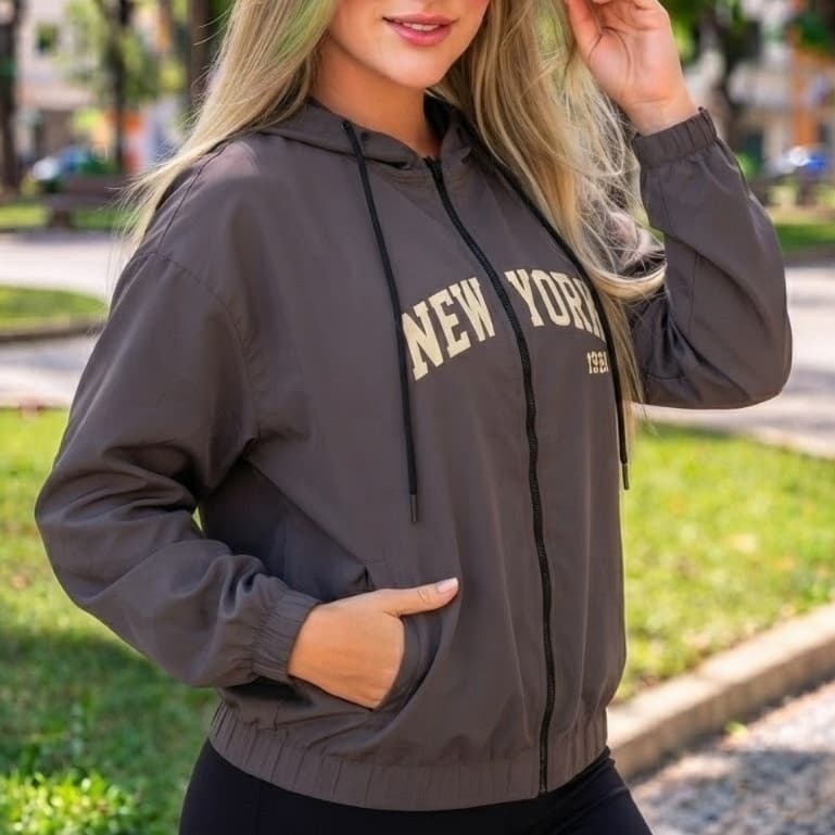 Corta Vento Feminino Ziper Blusa Aberta New York Com Capuz Jaqueta Leve Resistente à Água Casual Moda Inverno Fitness