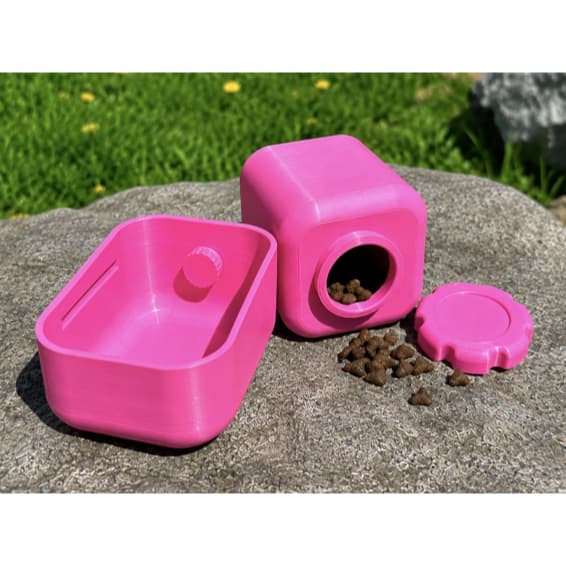 Bebedouro e Porta Ração Portátil para Cães e Gatos – Compatível com Garrafa PET