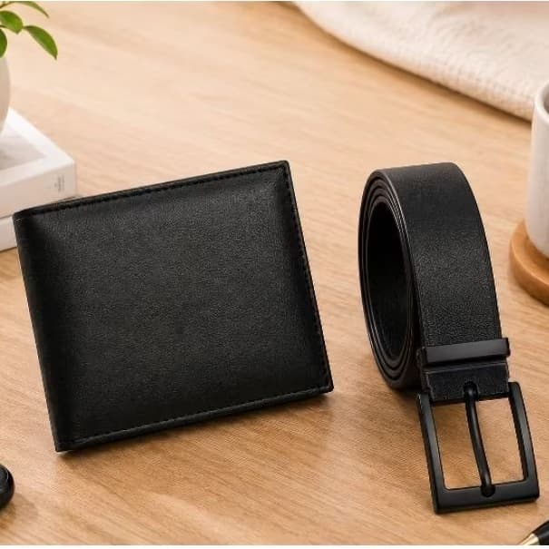 Kit 10 Carteira Masculina Lisa + 10 Cinto Masculino Couro Sintético Com Fivela Preta