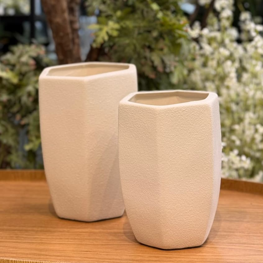 Vaso Em Cerâmica Geométrico Decorativo l Design Moderno Minimalista