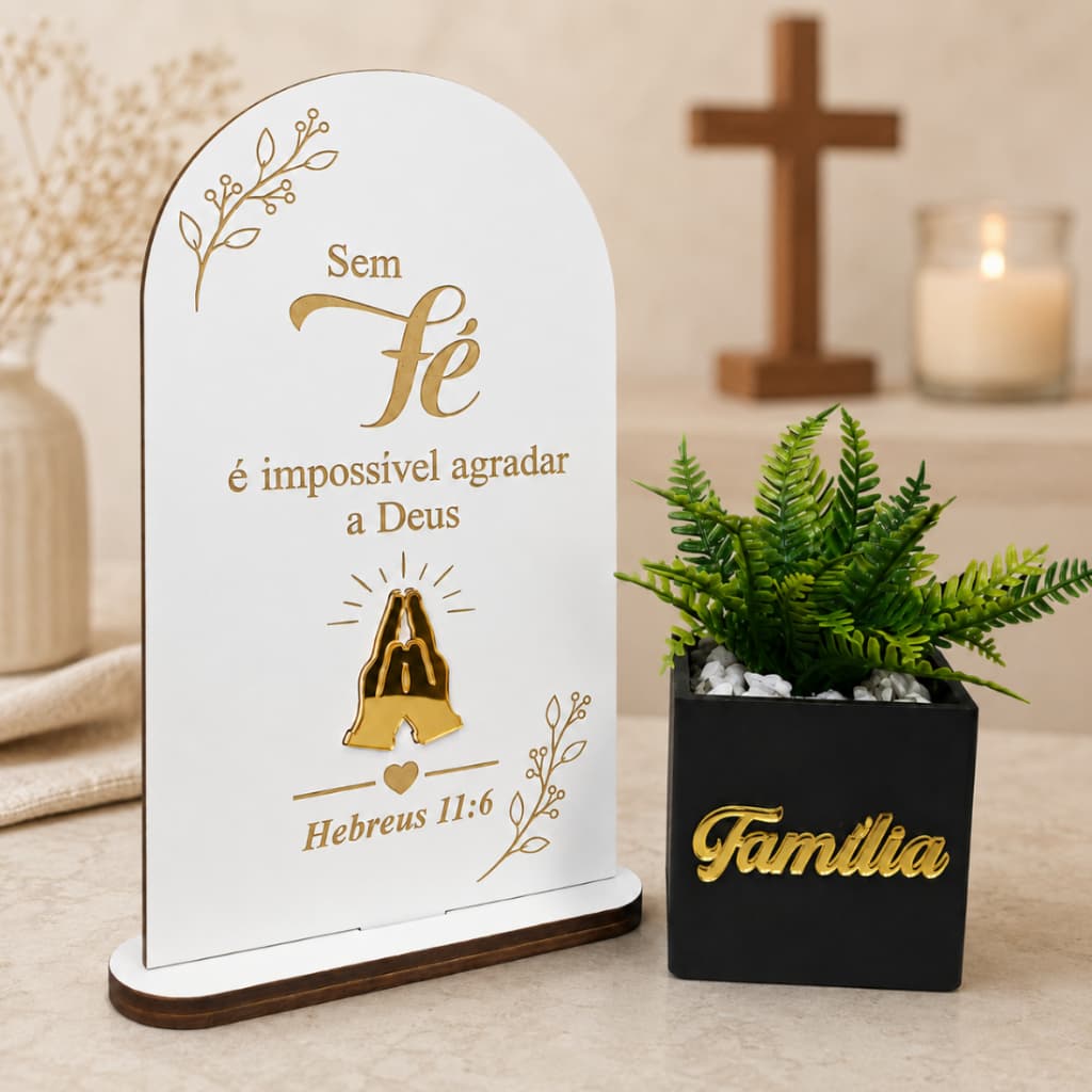 Kit Display de Mesa com Vasinho Decorativo Religioso MDF Branco Acrílico Dourado Altar Presente Fé