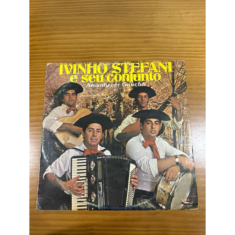 LP Vinil Amanhecer Gaúcho - Ivinho Stefani e seu conjunto
