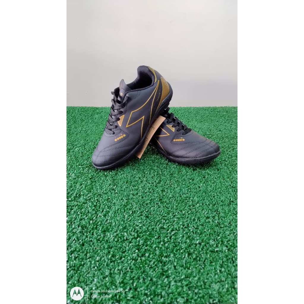Chuteira Futebol Society Diadora Torneo III - Preto/Dourada
