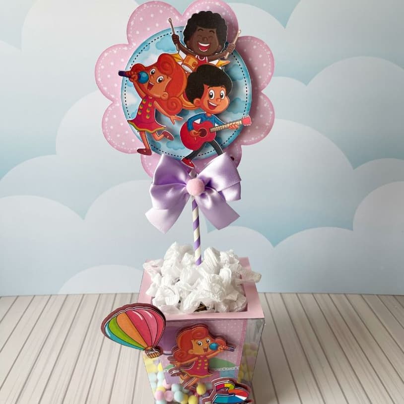 ✨ Centro de Mesa Luxo - Três Palavrinhas Menina - Papelaria Personalizada - Lembrancinha de Festa
