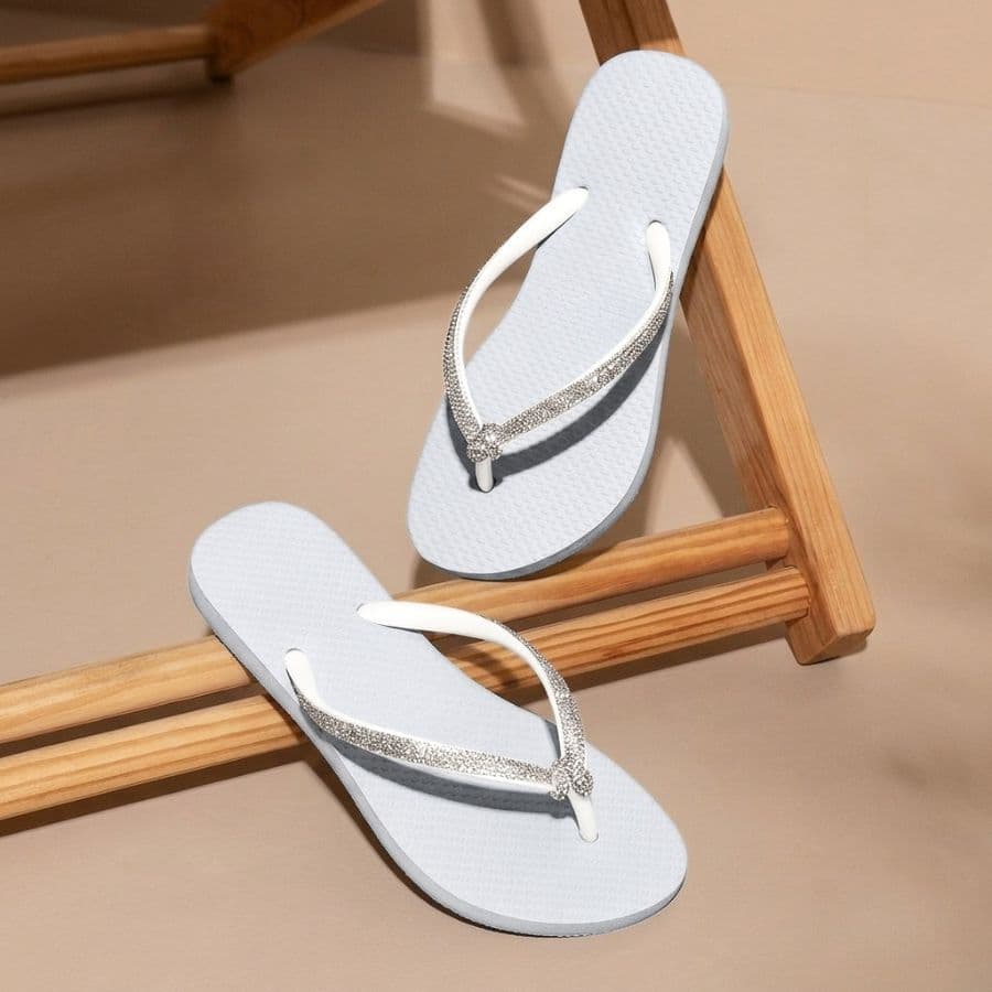 Chinelo Feminino Strass Verão Brilhante Estilo Confortavel Leve Brilho Nó Elegante Sandália