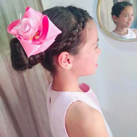 Laço flor de organza/Laço Luxo infantil/Laço no bico de pato