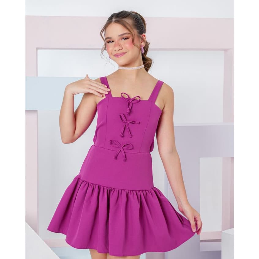 Vestido Juvenil de alfaiataria super delicado e estiloso acompanha short por baixo