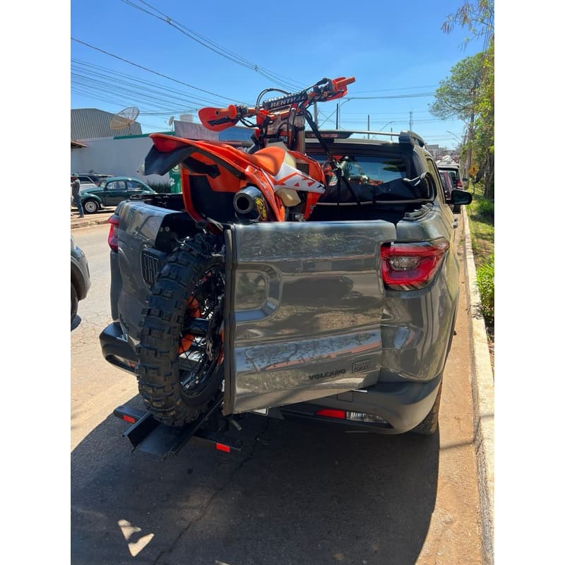 Extensor para Fiat Toro com engate removível.