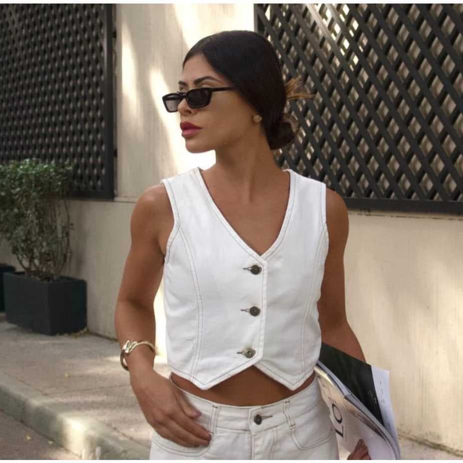 Colete feminino com modelagem alfaiataria, Nature NME , colete jeans, colete off white