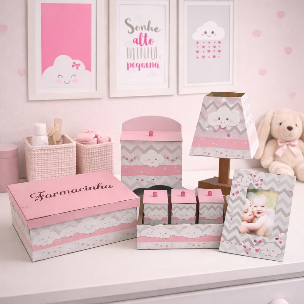 Kit Bebe Higiene Decoração Nuvem Rosa Com Trio De Quadrinhos