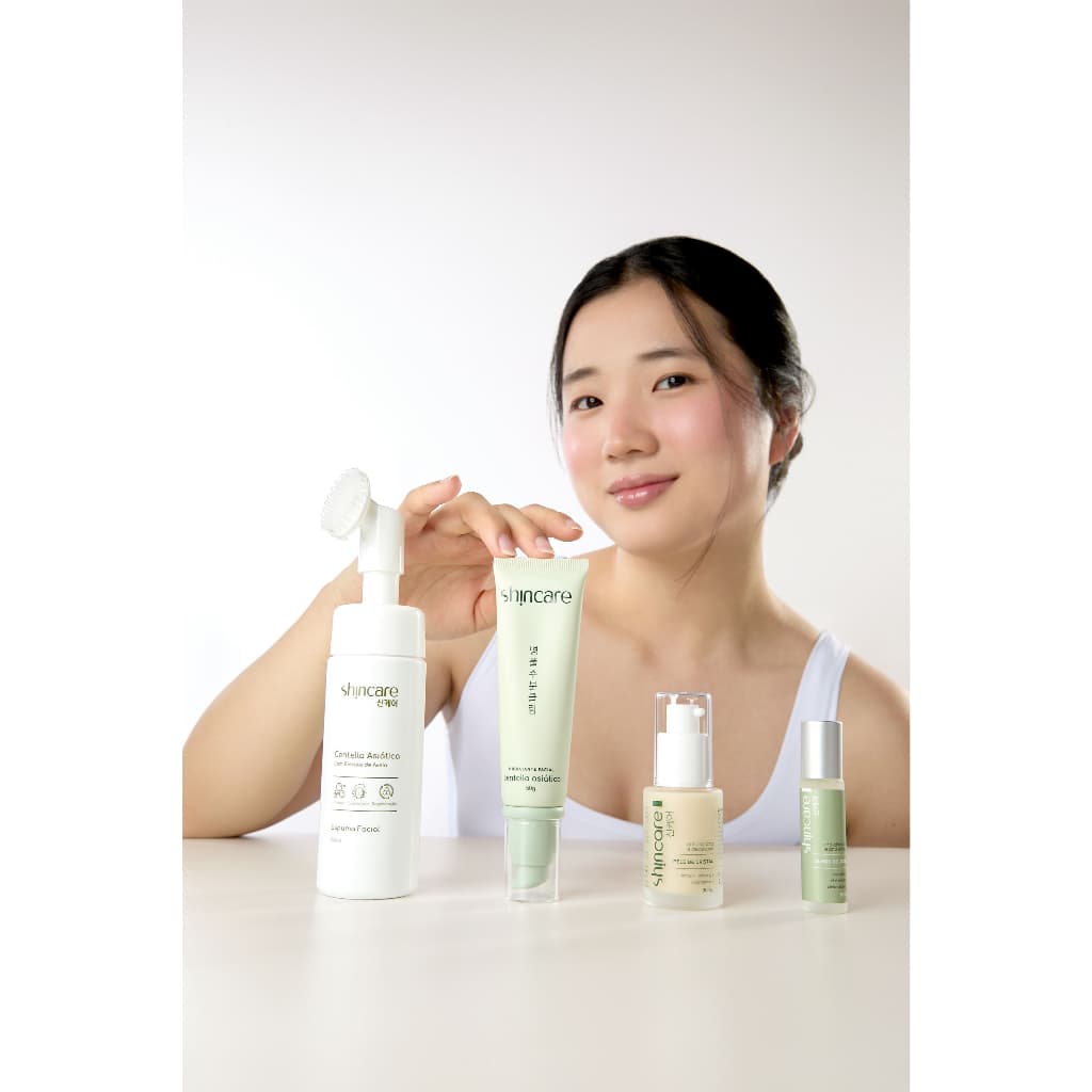 Segredo das Shins – O Segredo da Pele de Cristal Coreana em 4 passos: Limpeza + Séruns + Hidratação