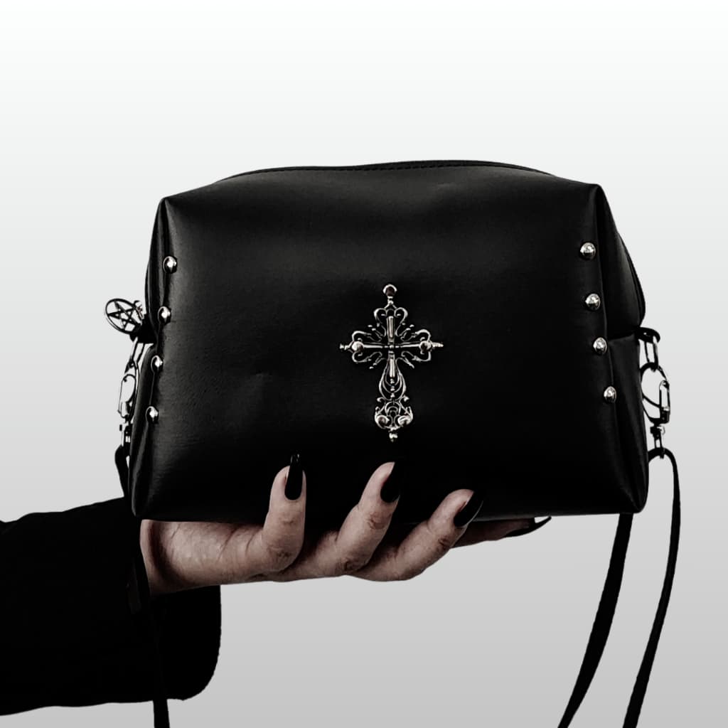 Bolsa Tiracolo Crucifixo Cruz Gótica Dark Preta