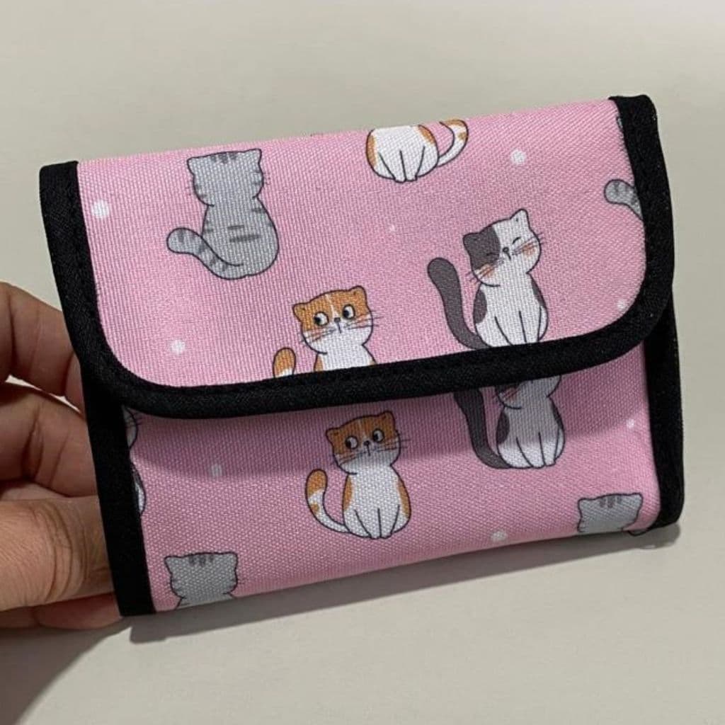 Carteira Infantil Menina Estampa Gato com Porta Cartão e Bolso com Zíper