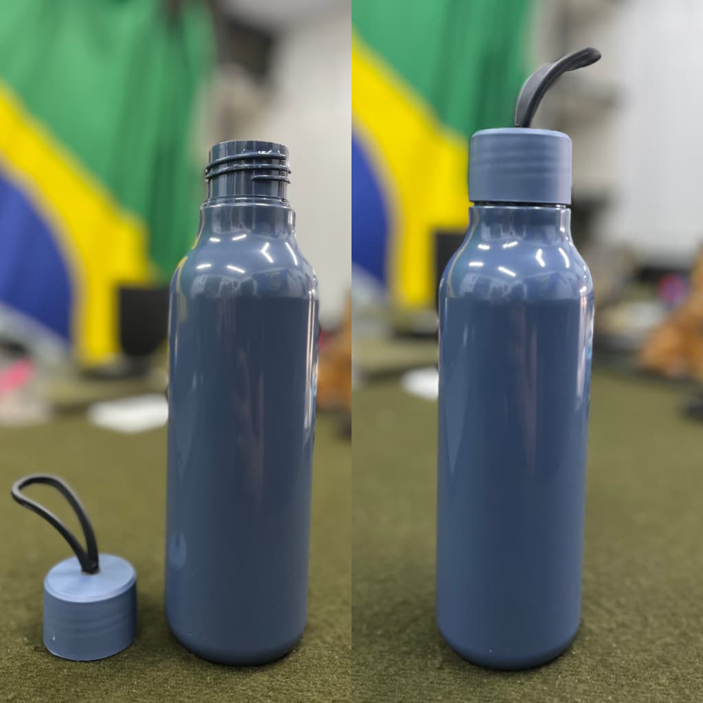 Kit Garrafa Squeeze 700ml Camping garrafinha de viagem água trabalho academia fria