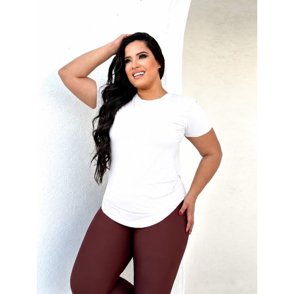 Blusa Academia Feminina Dry Fit Longline Tapa Bumbum, Camiseta Fitness para Treinar Musculação e Caminhada | Tecido Leve