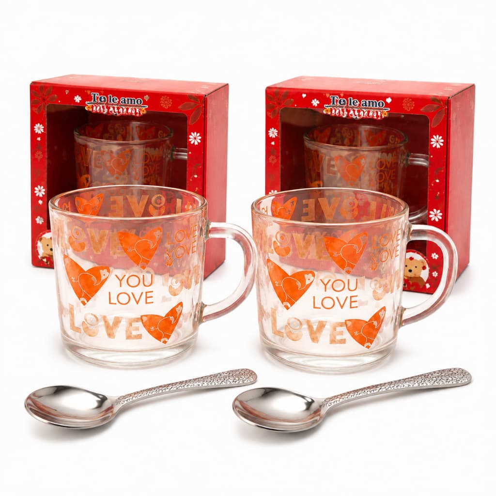 Kit Presente Casal 2 Canecas Vidro Love 2 Colheres Caixa Presente Dia dos Namorados Namorado Namorada