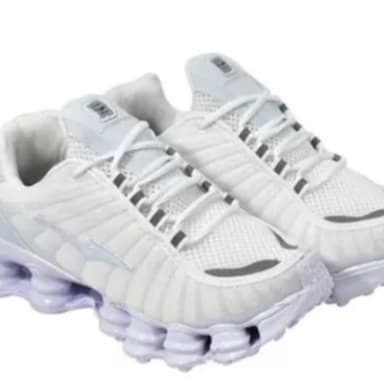 Tênis adulto Refletivo molas masculino 12 (Obs vai com a estampa da marca)envio Rápido e Seguro