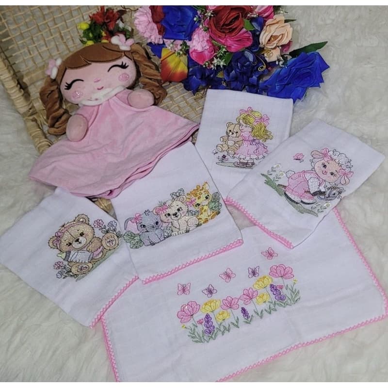 kit 5 fraldinhas de boca com picueta ao redor+ naninha cacheada pronta entrega