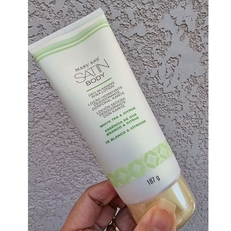 LOÇÃO HIDRATANTE DESODORANTE CORPORAL 187g - MARY KAY.