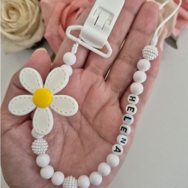 Prendedor de Chupeta Personalizado Flores / Margarida  para Enxoval e Maternidade.