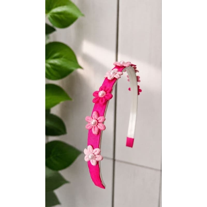 Tiara Infantil com Flores e Pérolas – Delicada e Confortável para Bebês e Crianças