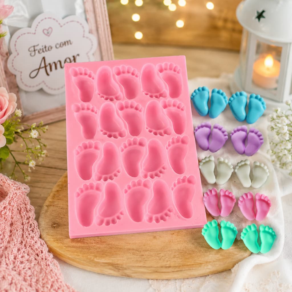 Forma Molde Silicone Pezinho 20 cav Sabonete Vela Resina Biscuit Gesso Artesanato Revelação Bebe