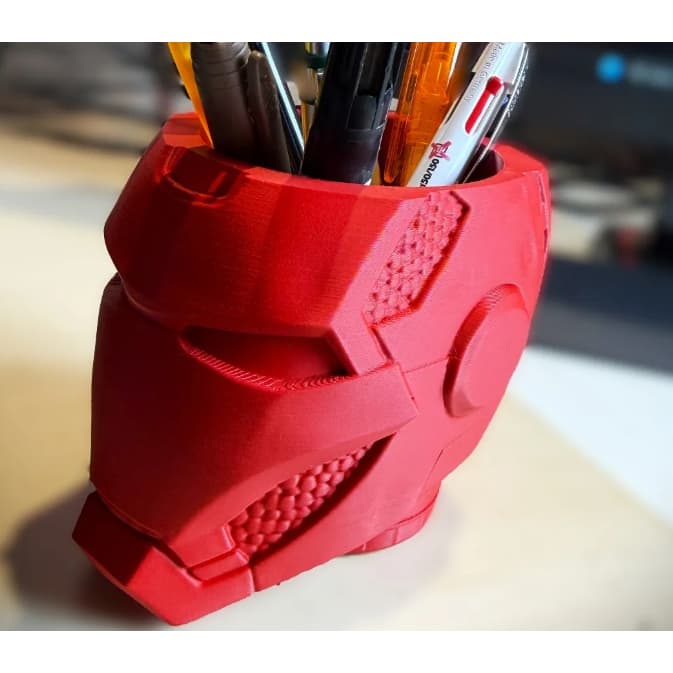 Porta-Canetas Capacete Futurista | Organizador de Mesa em Impressão 3D