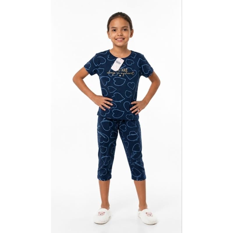 PIJAMA INFANTIL MENINA, MANGA CURTA E CALÇA ESTILO CAPRI TENDÊNCIA, NÁUTICO CORAÇÃO AZUL.