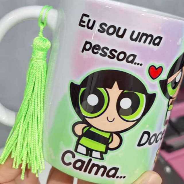 Caneca xícara Copo de Porcelana Cerâmica Personalizada Docinho Sou Calma Vocês que me Estressam