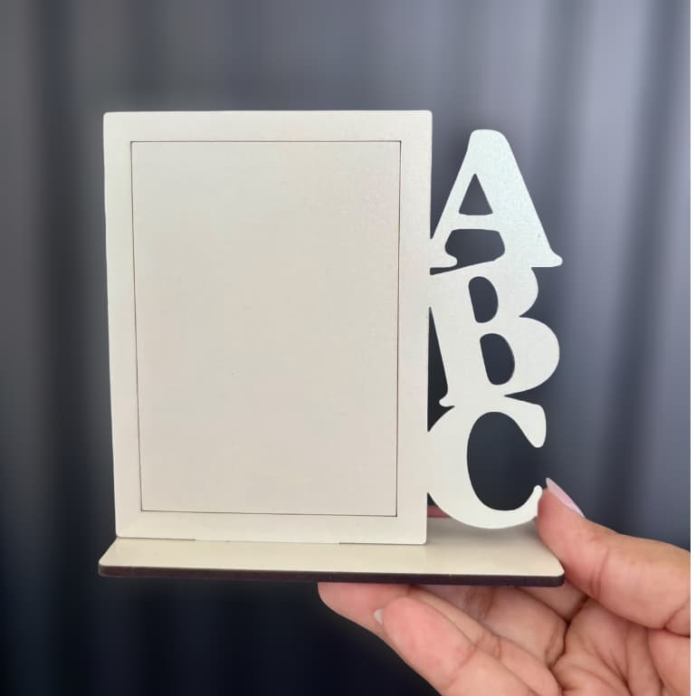 Porta Retrato MDF branco ABC | Porta Retrato Decorativo para Festa e Lembrancinha