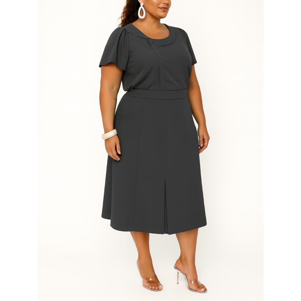 Conjunto Plus Size Saia Midi Evasê E Blusa Feminina
