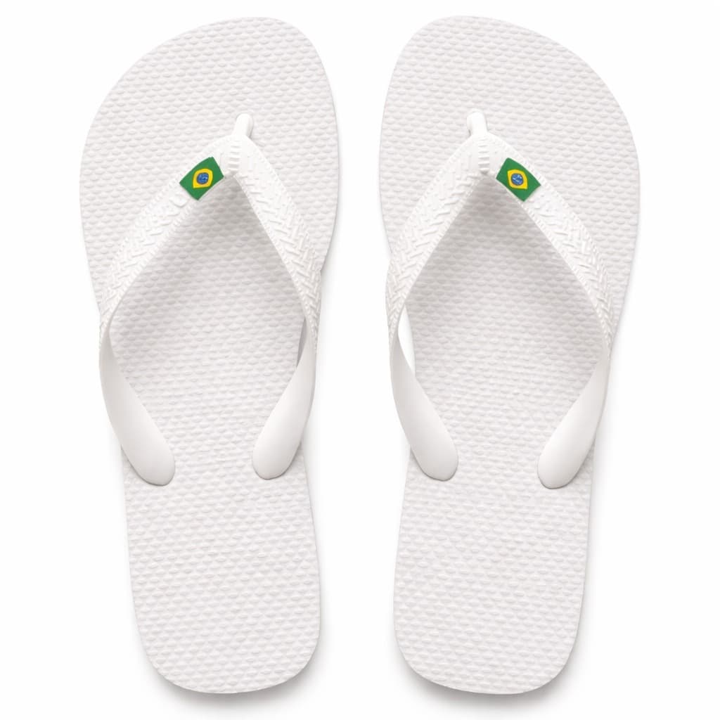 👉 Chinelo Masculino Branco Confortável com Bandeira do Brasil – Leve e Resistente