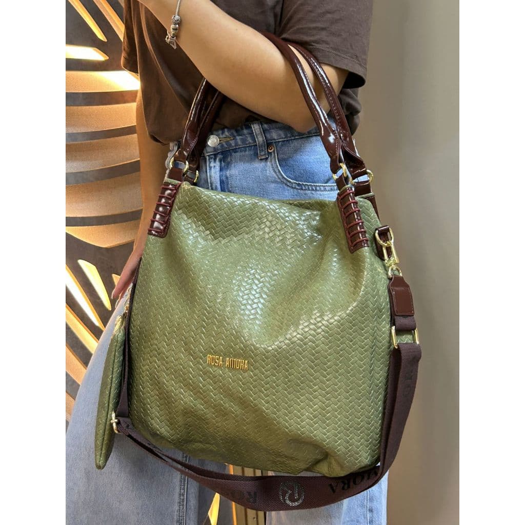 Bolsa Feminina Rosa Amora Grande Alça de Ombro e Transversal Confortável Couro Texturizado Elegante