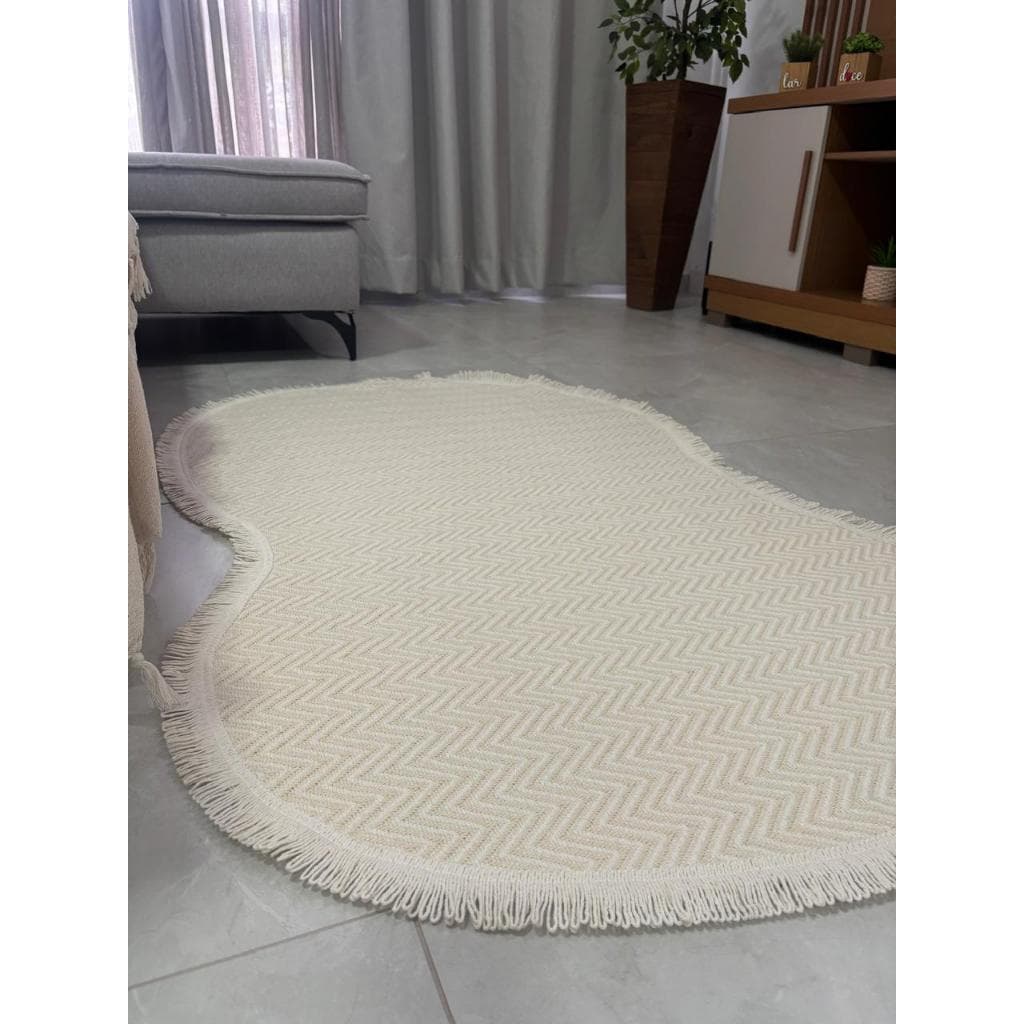 Tapete forma orgânica 100% algodão, redondo, quarto e sala, tom neutro! Pode ser lavado na máquina!